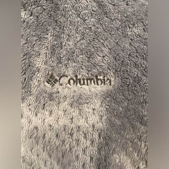 Columbia Gray Plush thick Long Sleeve with Full Zipper Size small RN69724 - Picture 8 of 11